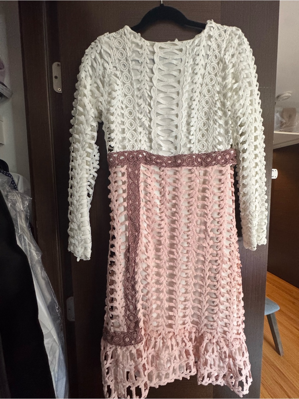 Yard’s Couture White and Light Pink Crochet Lace Dress Skirt